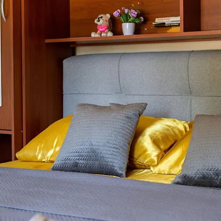 Three Bedroom With Terrace And Sea View Trogir